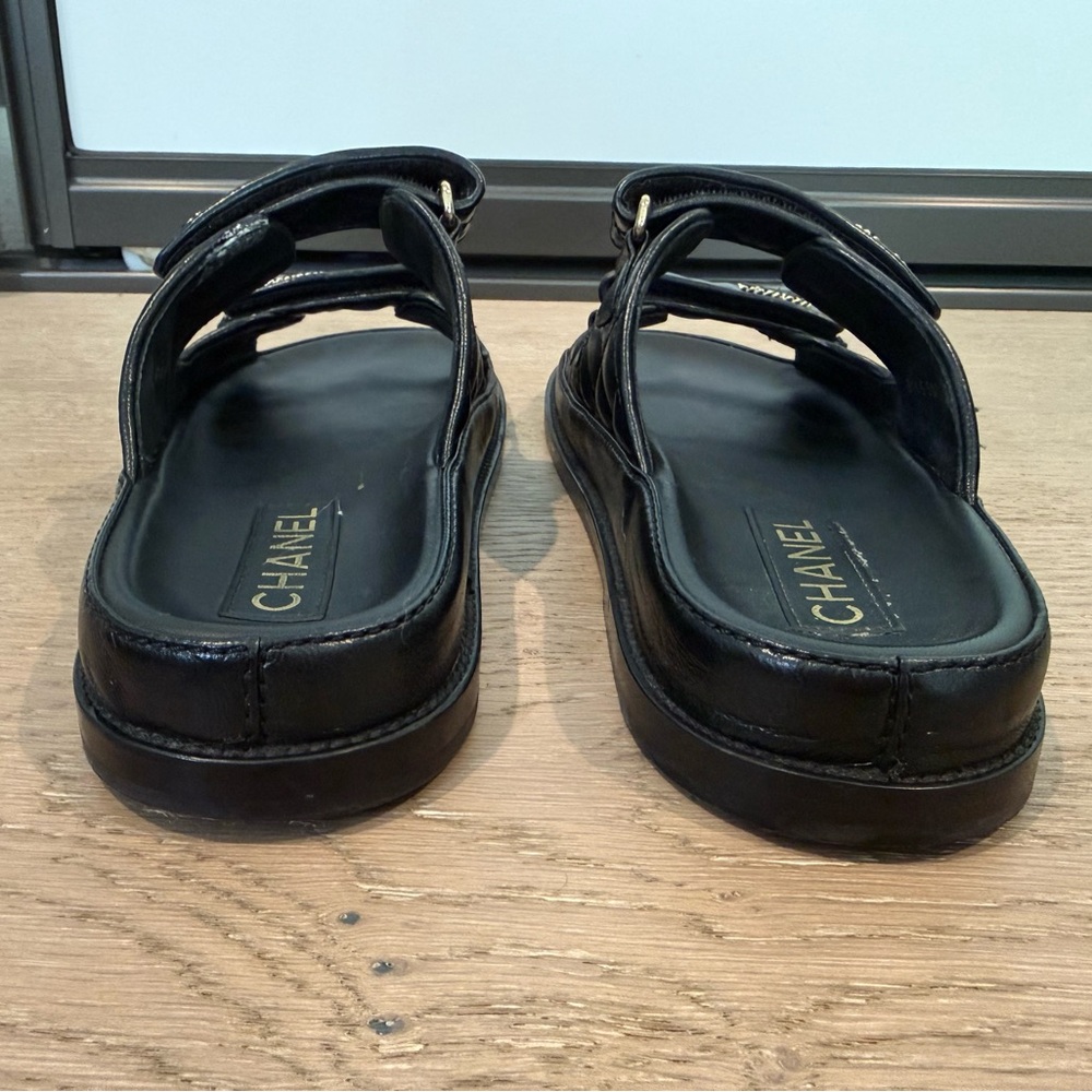 100% authentic CHANEL Black Calfskin “dad” Sandals with CC Logo size39 - Picture 5 of 8
